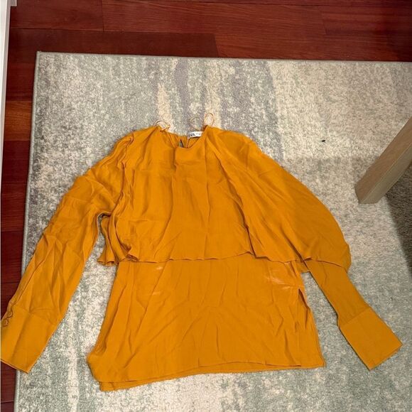 Chic Mustard Yellow Blouse from Zara - Picture 1 of 8